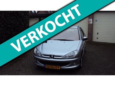 Peugeot 206 1.4 Quiksilver nieuwe APK -