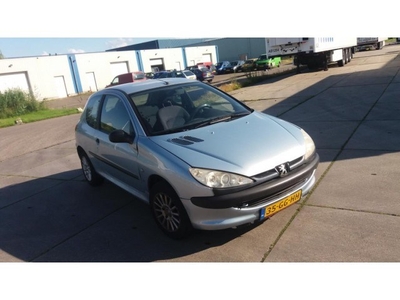 Peugeot 206 1.4 XR