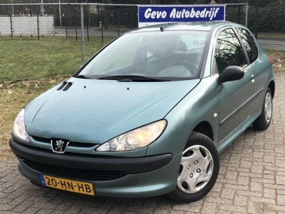 Peugeot 206 1.4 XR Elk raam,Stuurbkr,km 103970 NAP APK