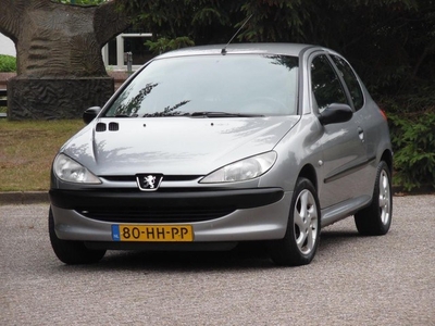 Peugeot 206 1.4 XR Nieuwe Apk/Nap/Nette Auto