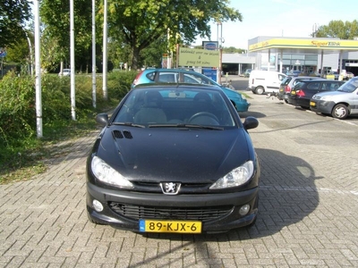 Peugeot 206 1.6 16v CC CABRIOLET (2002)