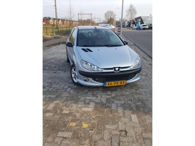 Peugeot 206 2.0-16V GTI MET APK / KOOPJE