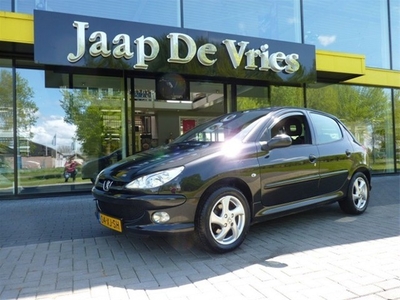 Peugeot 206 AIR-LINE-3 1.6 16V 5-DRS ECC TRK (bj 2007)