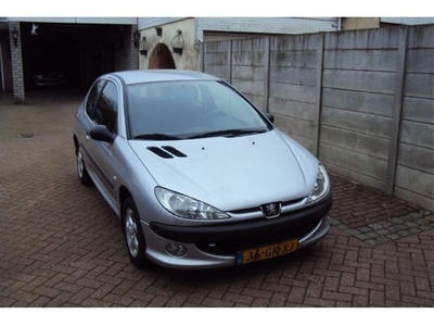 Peugeot 206 (bj 2001)