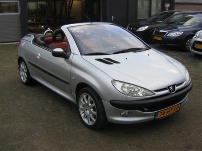 Peugeot 206 CC 1.6-16V (bj 2002)