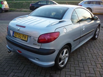 Peugeot 206 CC 1.6-16V Climat Control (bj 2001)