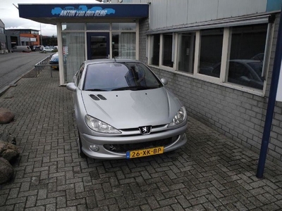 Peugeot 206 CC 2.0-16V