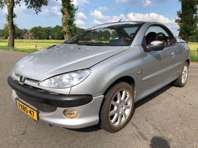 Peugeot 206 cc 2.0-16V cabriolet Leer nieuwe APK