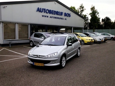 Peugeot 206 SW 1.6 16V CLIMATE CONTROL (bj 2005)