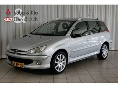 Peugeot 206 SW 1.6 Quiksilver (bj 2005)