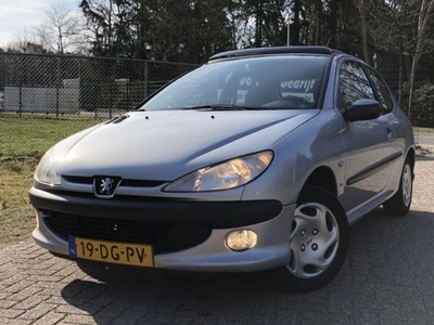 Peugeot 206 Verkocht!!!!!!!!!!! (bj 1999)