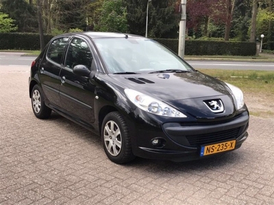 Peugeot 206 VERKOCHT. (bj 2010)