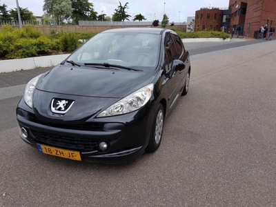 Peugeot 207 1.6 HDI Cool 'n Blue