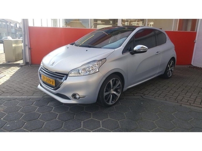 Peugeot 208 1.6 e-HDi Allure Ice Velvet edition!