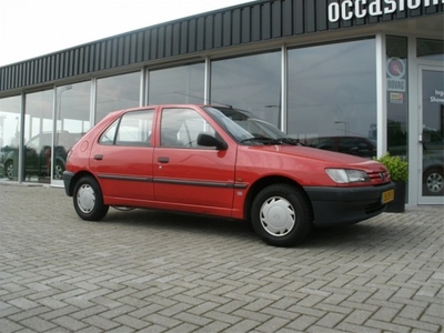 Peugeot 306 1.4 Plus (bj 1995)