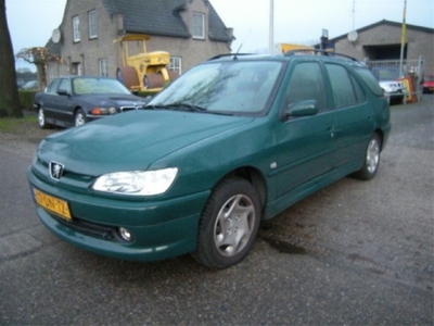 Peugeot 306 1.4 XR (bj 1999)