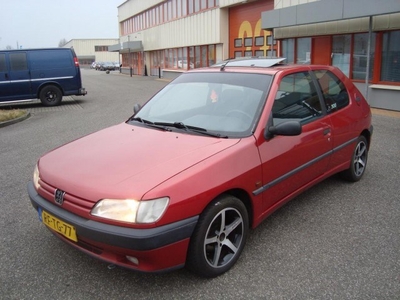 Peugeot 306 1.4 XR Select inruil koopje