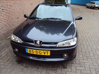 Peugeot 306 1.6 XR (1999)