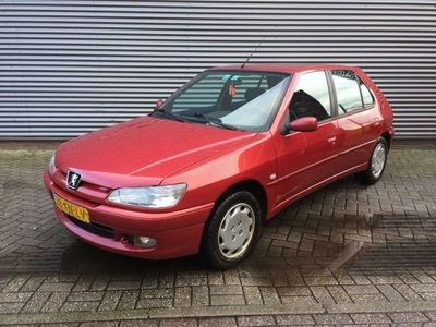 Peugeot 306 Break 1.9 XRD (bj 2000)