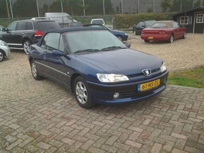 Peugeot 306 Cabriolet 1.6 yougtimer Met winterkap orgneel