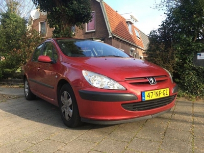 Peugeot 307 2.0 HDiF XT