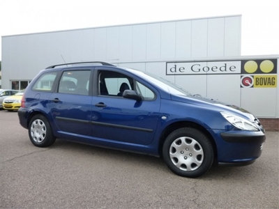 Peugeot 307 Break 2.0 HDi XR (bj 2003)