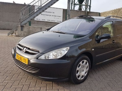 Peugeot 307 Break 2.0 HDi XS (2004)