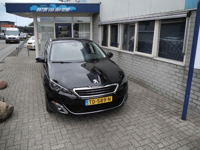 Peugeot 308 1.6 e-HDi Allure Automaat