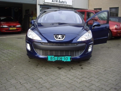 Peugeot 308 1.6 THP Féline