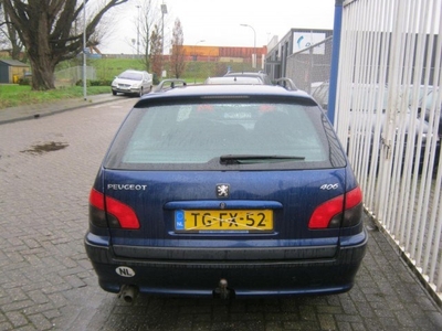 Peugeot 406 Break 1.8-16V ST Familiale