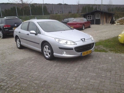 Peugeot 407 1.trekhaak8-16V XR weinig km als nieuw. lmv