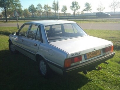 Peugeot 505 2.0 H5 (bj 1984)