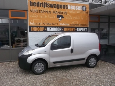 Peugeot Bipper 1.4 HDI schuifdeur AIRCO trekhaak (bj 2008)