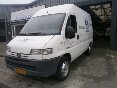 Peugeot Boxer 350 MH TDdi 2.5 hoog, rijdt schakelt goed