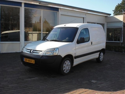 Peugeot Partner 1.6hdi 170C (bj 2008)