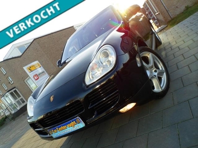 Porsche Cayenne 4.5 S 341 PK/ LeDer/ Sch.Dak/ Navi/ 20''/