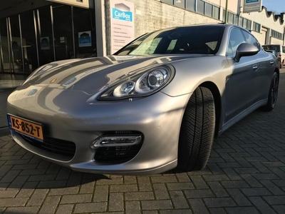 Porsche Panamera 4.8 Turbo