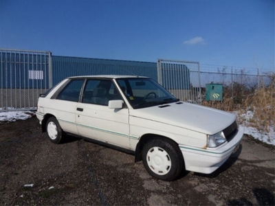 Renault 11 GTL in september wb vrij (bj 1987)