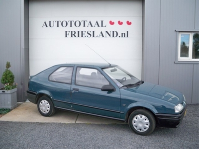 Renault 19 1.4 RL € 699 (bj 1992)