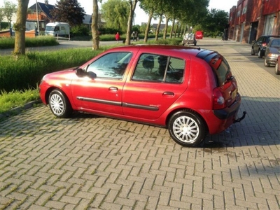 Renault Clio 1.2-16V Dynamique 5 drs. Airco (bj 2003)