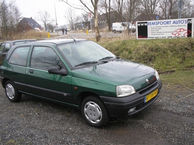 Renault Clio 1.2 Chipie (bj 1997)