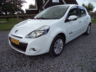 Renault Clio 1.2 Collection (bj 2010)