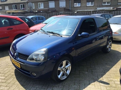 Renault Clio 1.2 Expression STUURBEKR .