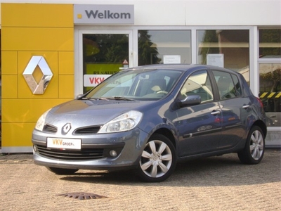 Renault Clio 1.4-16V Privilège 5drs. / Airco / Cruise