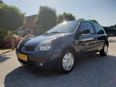 Renault Clio 1.4 16V Privilege Automaat/Nw Apk