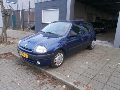 Renault Clio 1.4-16V RN Automaat, el. ramen (bj 2001)