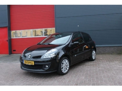 Renault Clio 1.4 TEAM SPIRIT LIMITEE (bj 2006)