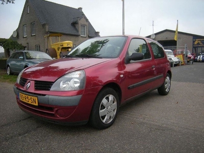 Renault Clio 1.5 dCi Campus aktie meeneemprijs zo mee !!!!