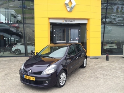 Renault Clio 1.6-16V 5-drs Dynamique S / 1/2-leder / 16-lm