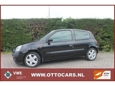 Renault Clio 1.6 16v dynamique